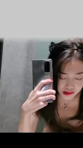 这表情真让人受不了（少妇说我拿手机拍你专心操我）