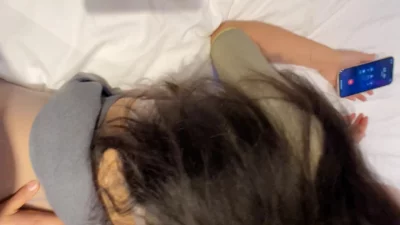 美乳少妇为了都不去上班了